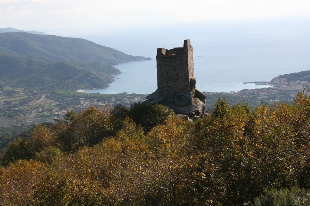 Torre di avvistamento medievale. Isola d'Elba.