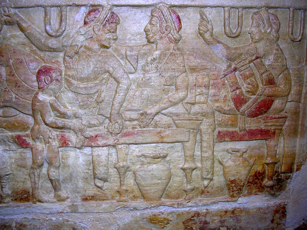 Sarcofago dello Sperandio. Scena con banchetto etrusco