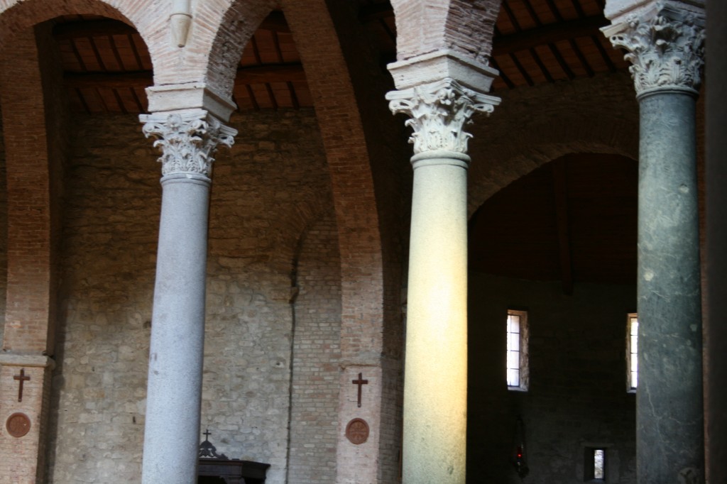 interno del Tempio Sant'Angelo, Perugia