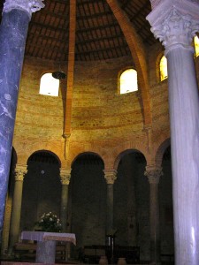 l'interno del tempio cristiano