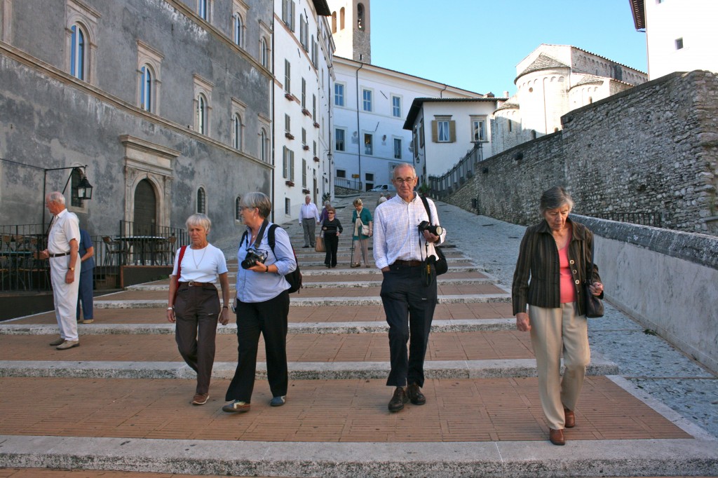 Spoleto, la scalinata di Piazza del Duomo